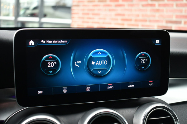 Mercedes-Benz GLC 200 4matic AMG line Trekhaak Night 20inch