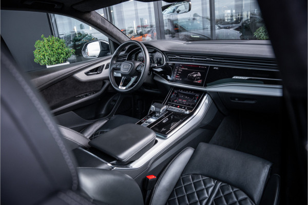 Audi Q8 60 TFSI e quattro Competition - Panorama | RS Seats | Luchtvering | Elek. Trekhaak | 360 Camera