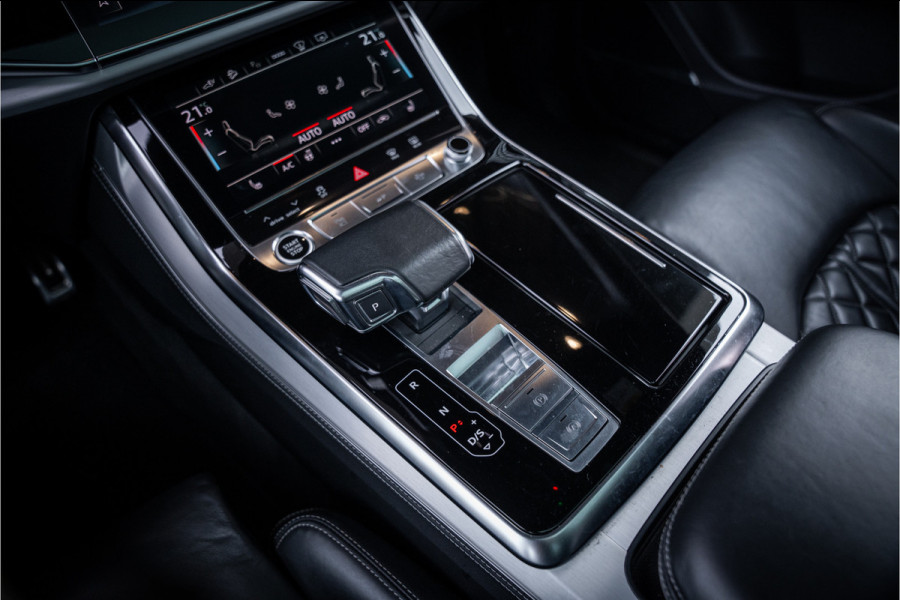 Audi Q8 60 TFSI e quattro Competition - Panorama | RS Seats | Luchtvering | Elek. Trekhaak | 360 Camera