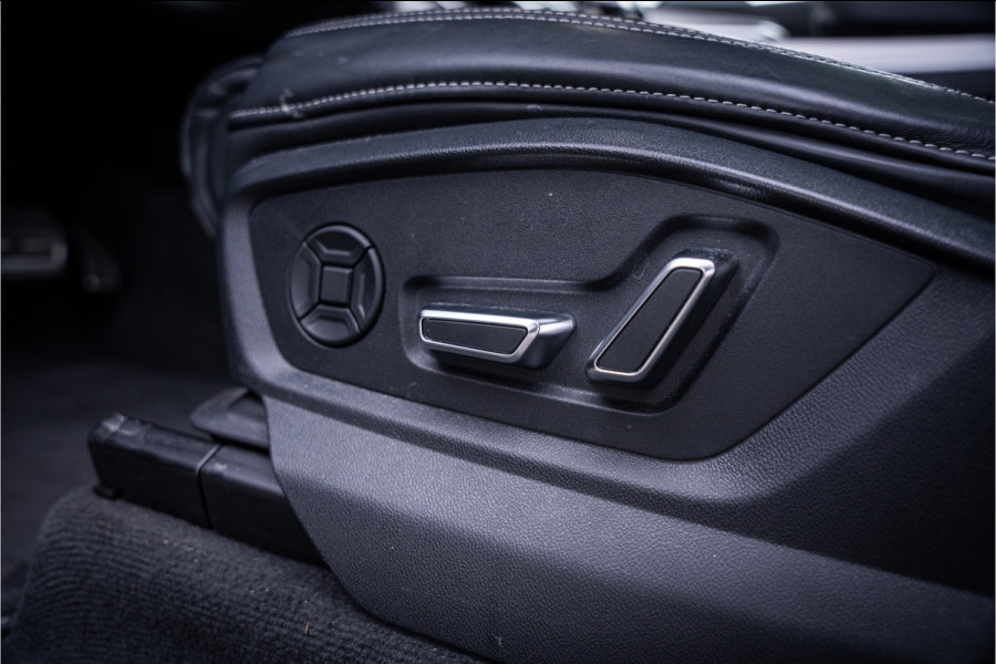 Audi Q8 60 TFSI e quattro Competition - Panorama | RS Seats | Luchtvering | Elek. Trekhaak | 360 Camera