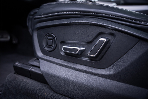 Audi Q8 60 TFSI e quattro Competition - Panorama | RS Seats | Luchtvering | Elek. Trekhaak | 360 Camera