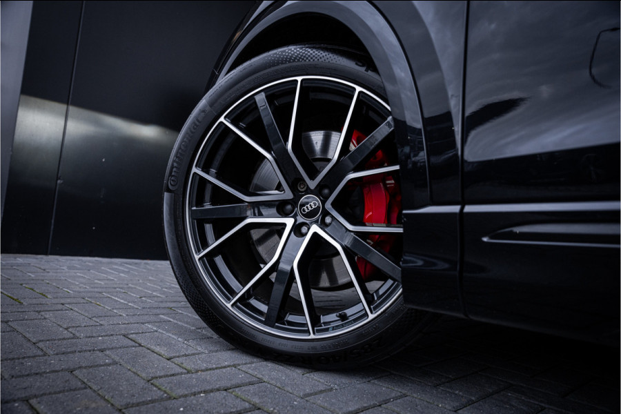 Audi Q8 60 TFSI e quattro Competition - Panorama | RS Seats | Luchtvering | Elek. Trekhaak | 360 Camera