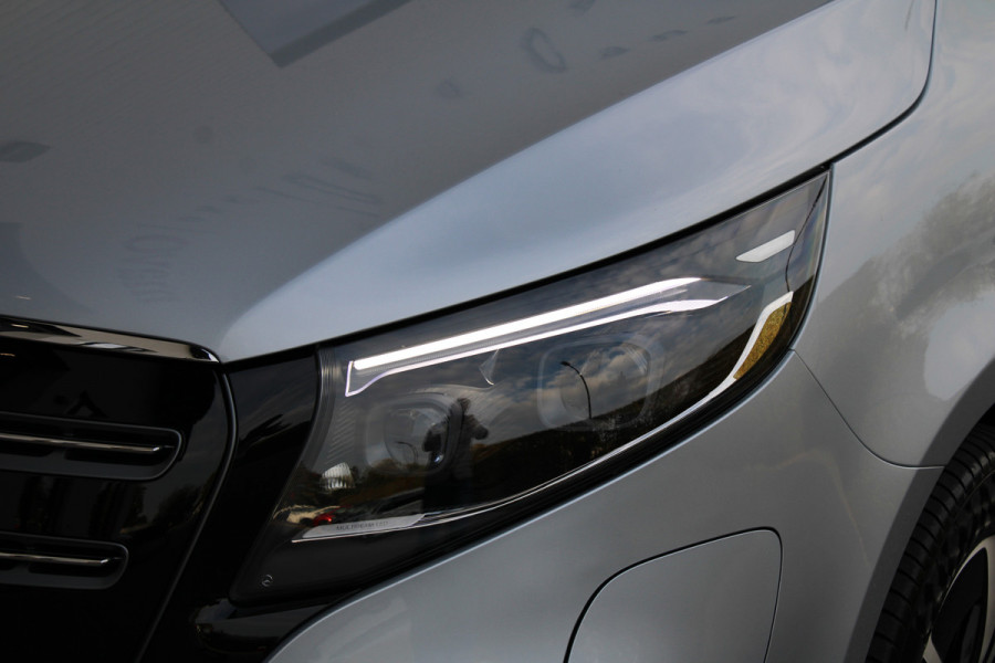 Mercedes-Benz Eqv 300 L2 / AMG / New Model / bj2025 / 7-Persoons / Panorama / Led / Electr Stoelen / Vol Opties / NIEUW!!