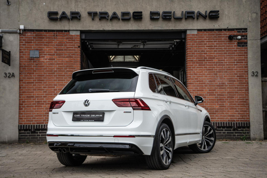 Volkswagen Tiguan 2.0 TSI 4Motion R-Line Pano / ACC / DAB