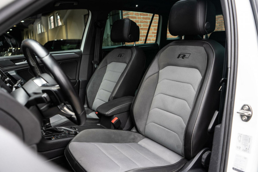 Volkswagen Tiguan 2.0 TSI 4Motion R-Line Pano / ACC / DAB