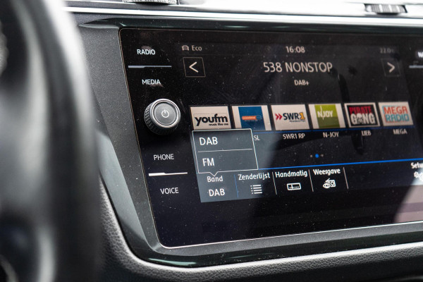 Volkswagen Tiguan 2.0 TSI 4Motion R-Line Pano / ACC / DAB