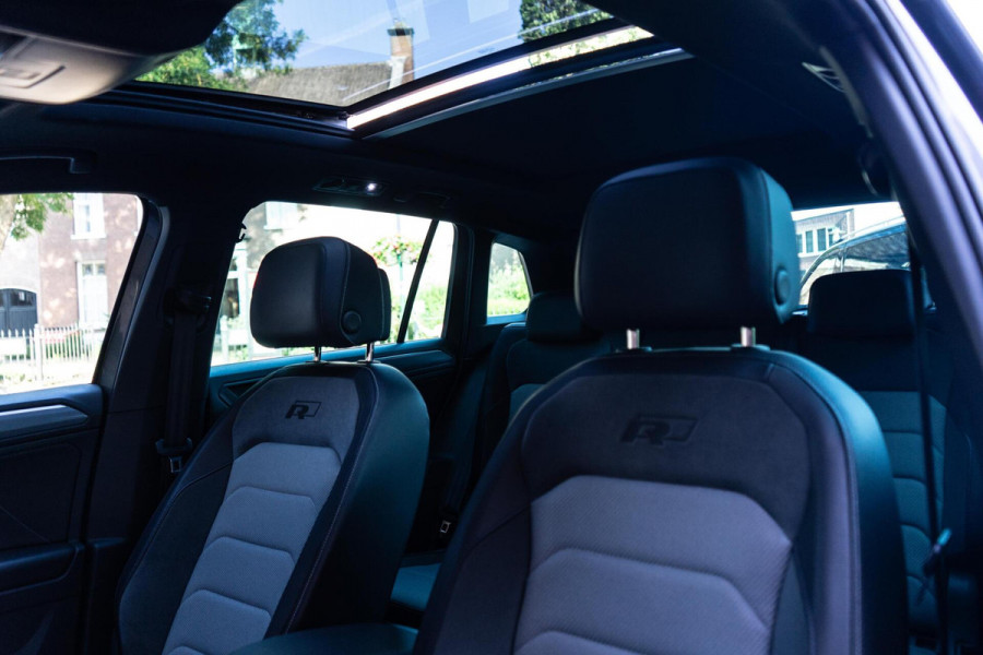 Volkswagen Tiguan 2.0 TSI 4Motion R-Line Pano / Camera / Trekhaak