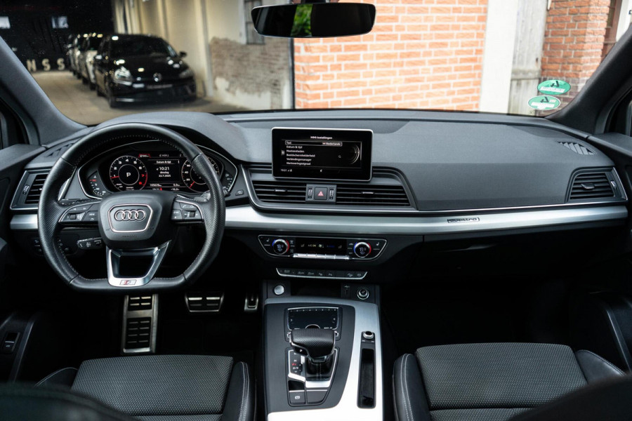 Audi Q5 2.0 TFSI Quattro S-Line Pano / Camera / Virtual
