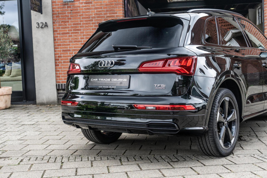Audi Q5 2.0 TFSI Quattro S-Line Pano / Camera / Virtual
