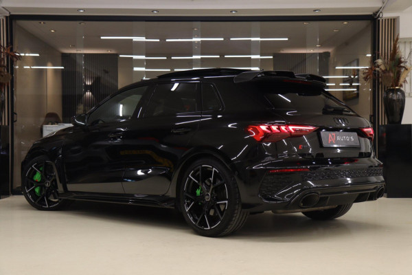 Audi RS 3 SPORTBACK 2.5 TFSI quattro HULK PANO/KERAMISCH/B&O/HUD/CARBONSPOILER/VOL