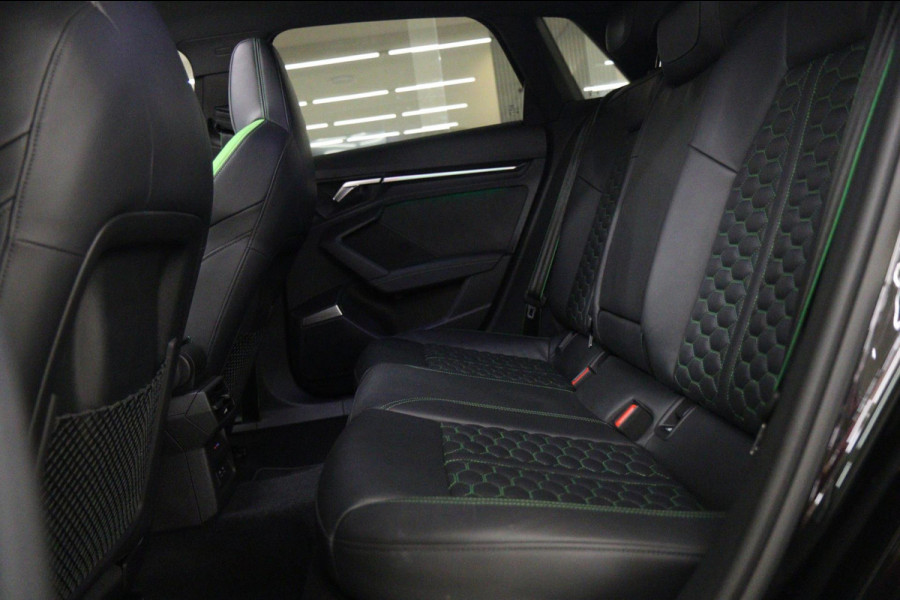 Audi RS 3 SPORTBACK 2.5 TFSI quattro HULK PANO/KERAMISCH/B&O/HUD/CARBONSPOILER/VOL