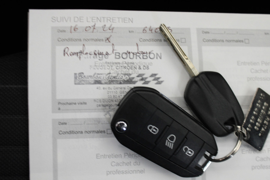 Peugeot 2008 1.2 PureTech Active Pack