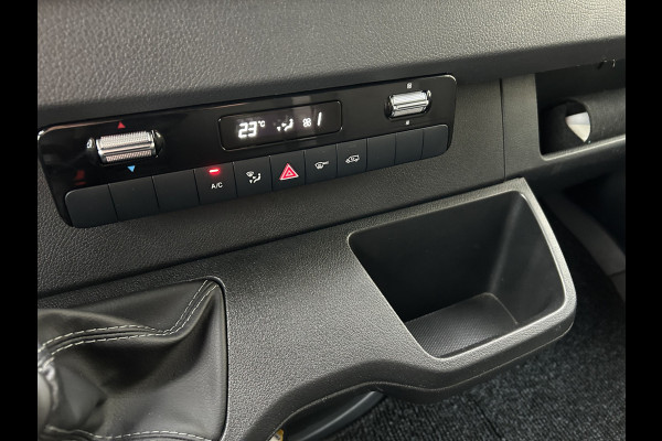Mercedes-Benz Sprinter 317 CDI L2 H2 MBUX / 360 Camera / Navigatie / Parkeersensoren / Cruise control / Airco / 270 Graden achterdeuren