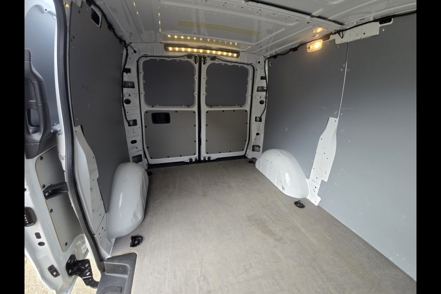 Mercedes-Benz Vito 111 CDI L2 H1 - 110 Pk - Euro 6 - Airco - Cruise Control