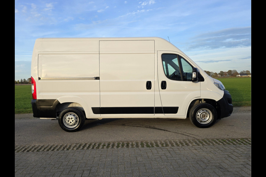 Opel Movano 2.2D 140 L2H2 Edition - 140 Pk - Euro 6 - ParkeerCamera - Navi - Climate Control