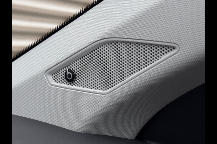 Volkswagen Polo 1.0 TSI Pano/IQ.Light/Keyless/Camera/Beats