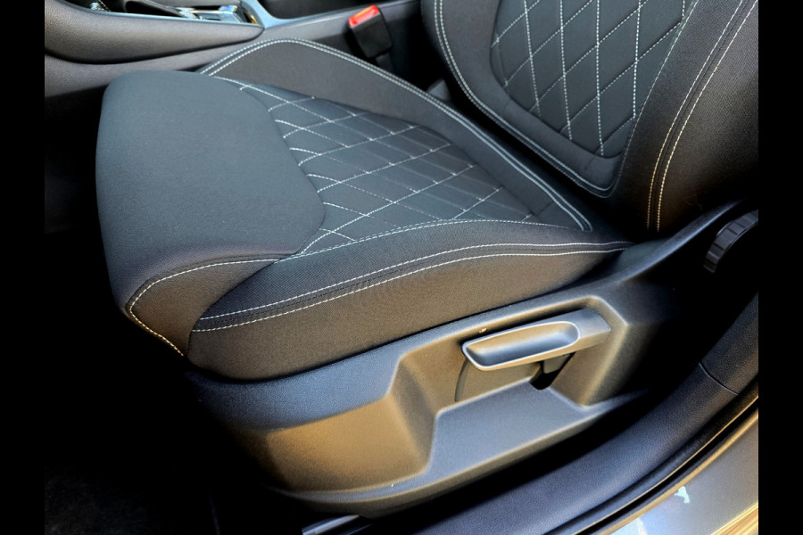 Škoda Karoq 1.5 TSI ACT Sportline Business - 150 Pk - Euro 6 - DSG