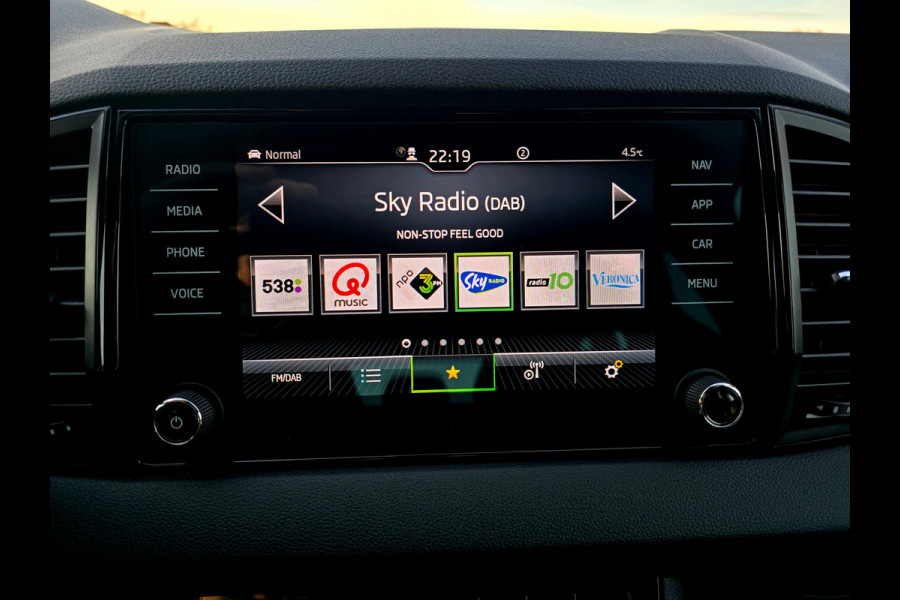 Škoda Karoq 1.5 TSI ACT Sportline Business - 150 Pk - Euro 6 - DSG