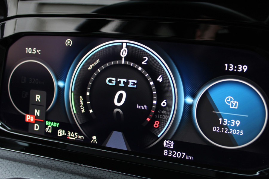 Volkswagen Golf 1.4 eHybrid GTE | Panoramadak | iQ Light | Elek. Trekhaak | Virtual Cockpit | HUD