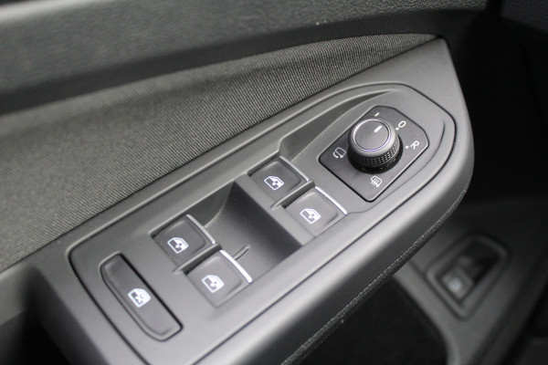 Volkswagen Golf 1.4 eHybrid GTE | Panoramadak | iQ Light | Elek. Trekhaak | Virtual Cockpit | HUD