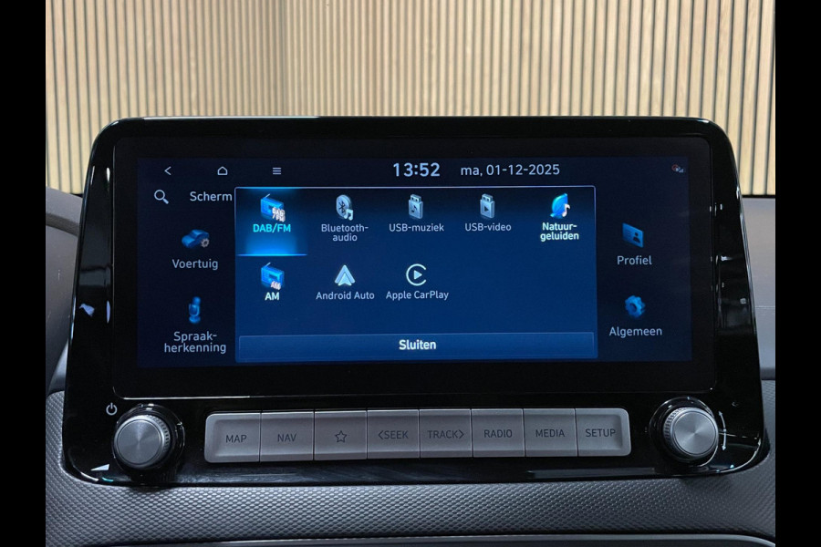 Hyundai Kona EV Premium 64 kWh|GROTE ACCU|FACELIFT|3-FASE|HUD|LEDER|ACC|KRELL|STUURVERW|STOELVERW V+A|STOELVEN|CAMERA|CARPLAY||NAP