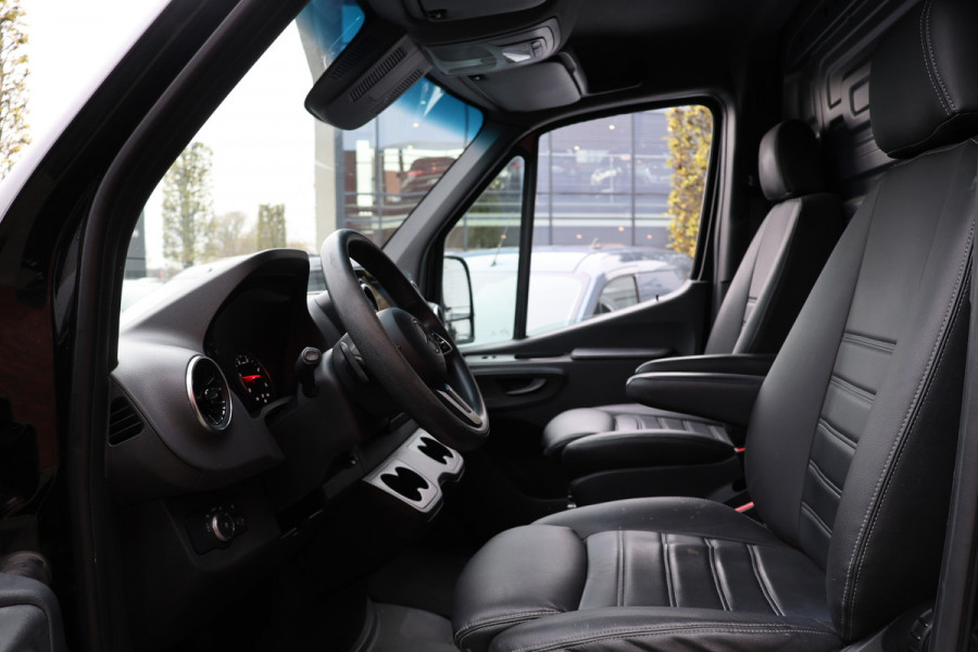 Mercedes-Benz Sprinter 314 2.2 CDI L2H2 | MBUX | Navigatie | CarPlay | Camera | Blind Spot | Climate control | PDC V+A | Sidebars | Lichtmetalen velgen | Nieuwe APK | NAP Logisch