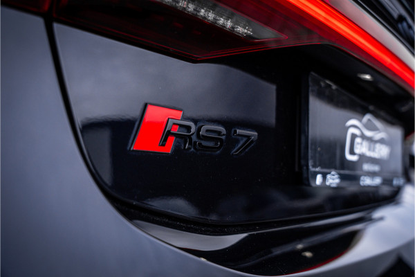 Audi RS7 Sportback 4.0 TFSI quattro - Keramisch | Panorama | B&O | Stoelkoeling | Memory | 360 Camera