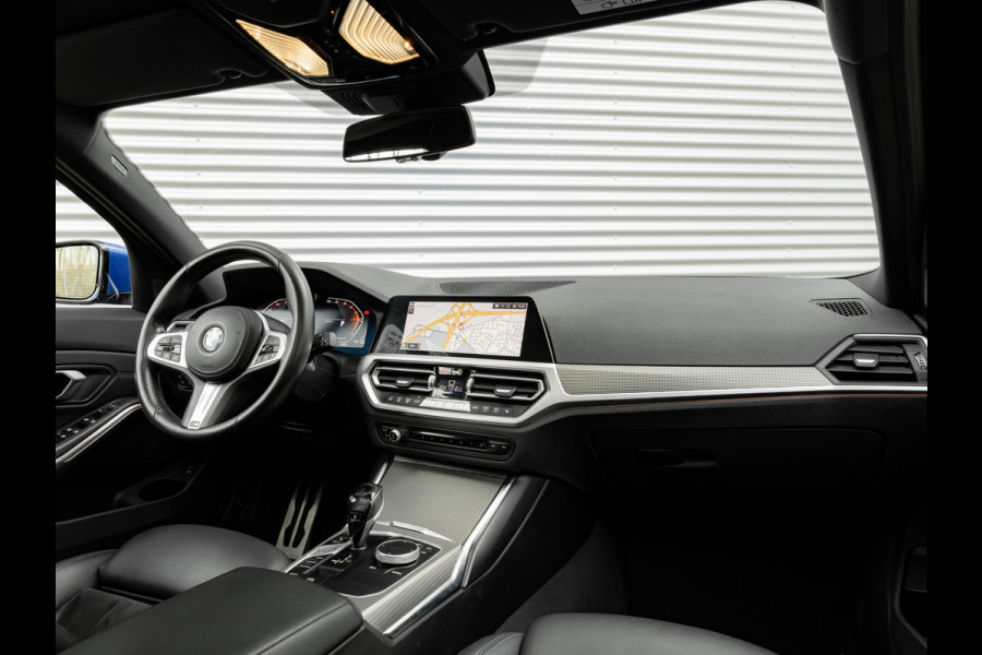 BMW 3 Serie Touring 330i M-Sport - Pano - Driving Assistant Prof - DAB - Hifi