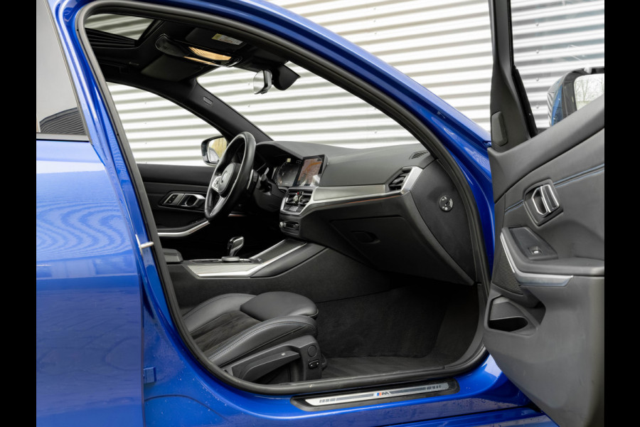 BMW 3 Serie Touring 330i M-Sport - Pano - Driving Assistant Prof - DAB - Hifi
