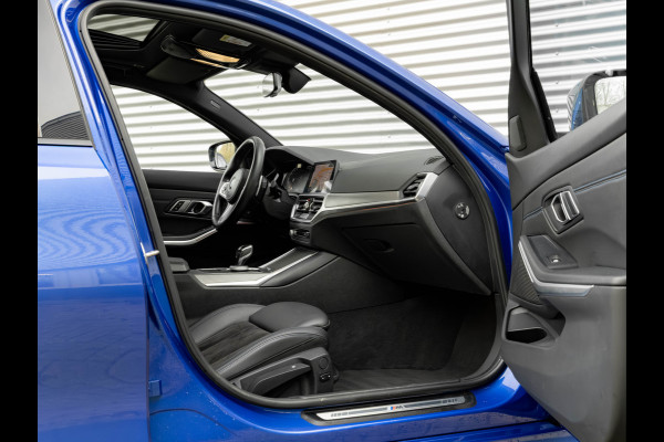 BMW 3 Serie Touring 330i M-Sport - Pano - Driving Assistant Prof - DAB - Hifi