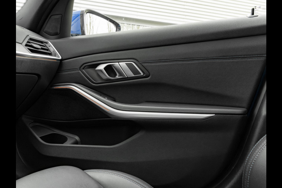 BMW 3 Serie Touring 330i M-Sport - Pano - Driving Assistant Prof - DAB - Hifi