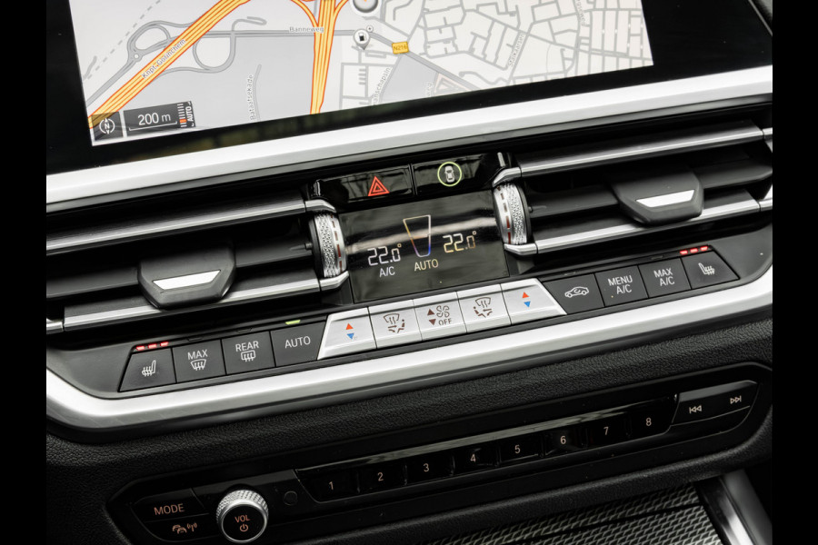 BMW 3 Serie Touring 330i M-Sport - Pano - Driving Assistant Prof - DAB - Hifi