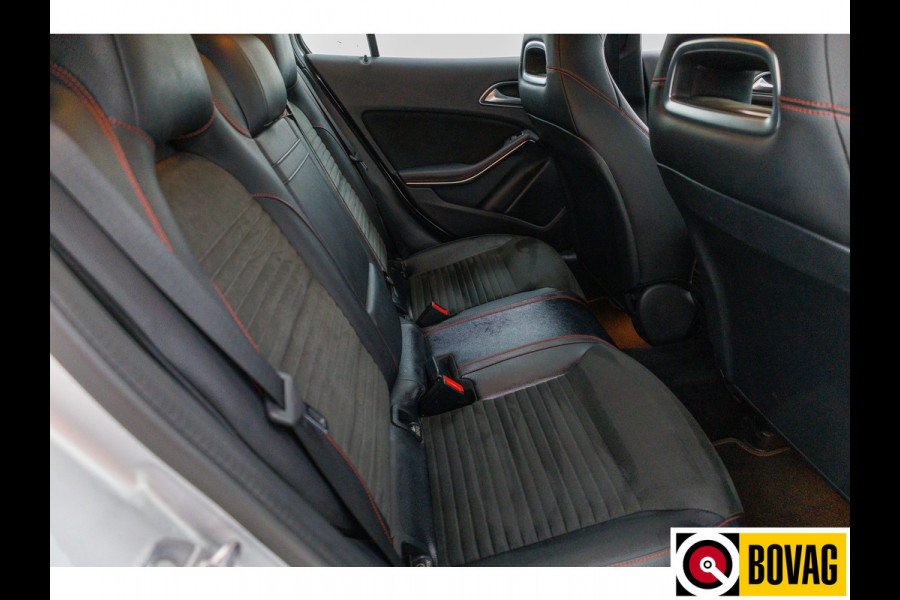 Mercedes-Benz GLA 180 Buss.Sol. AMG Automaat | Trekhaak | Led | Stoelverw. | Navigatie | Climate control | All season banden, Keyless entry/start, Electrische achterklep
