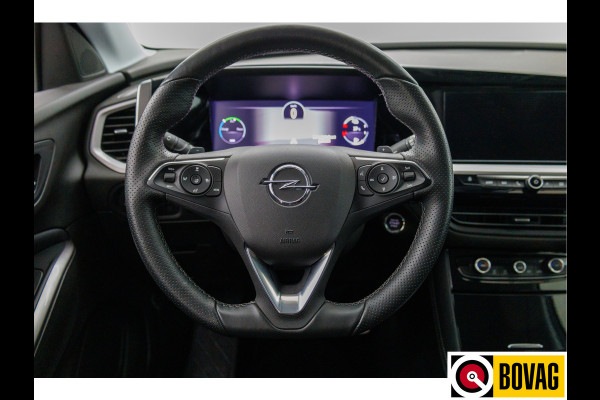 Opel Grandland 1.6 Turbo Plug-In Hybrid 4x4 GSe 300 PK automaat | Stoel- Stuur en voorruitverw. | Adap. Cruise | 360 Camera | Navigatie, 4x4, Leer/Alcantara