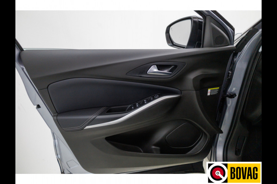 Opel Grandland 1.6 Turbo Plug-In Hybrid 4x4 GSe 300 PK automaat | Stoel- Stuur en voorruitverw. | Adap. Cruise | 360 Camera | Navigatie, 4x4, Leer/Alcantara