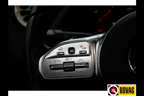 Mercedes-Benz GLA 250 e AMG Line automaat | Panoramadak | Wegklapbare Trekhaak | Adaptive Cruise Elektrische achterklep, Stoelverwarming, Camera, Sfeerverlichting, Navigatie