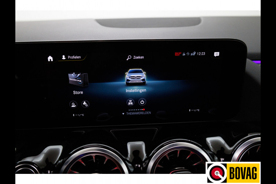 Mercedes-Benz GLA 250 e AMG Line automaat | Panoramadak | Wegklapbare Trekhaak | Adaptive Cruise Elektrische achterklep, Stoelverwarming, Camera, Sfeerverlichting, Navigatie