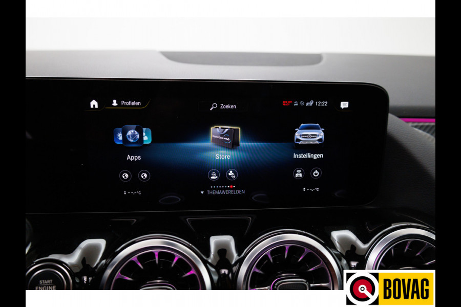 Mercedes-Benz GLA 250 e AMG Line automaat | Panoramadak | Wegklapbare Trekhaak | Adaptive Cruise Elektrische achterklep, Stoelverwarming, Camera, Sfeerverlichting, Navigatie