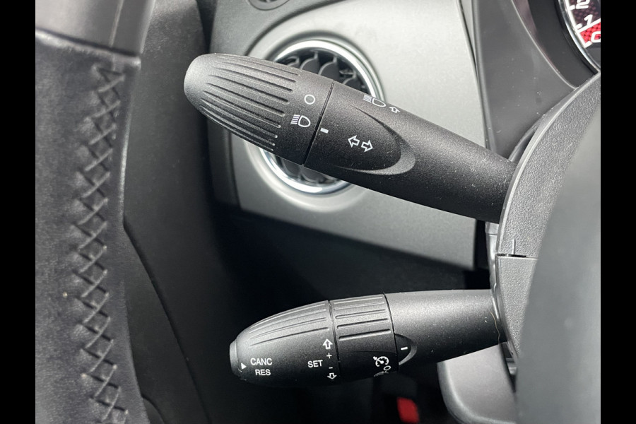 Fiat 500 TwinAir Turbo Sport 105 PK | Lederen bekleding | Navigatie Verde Military