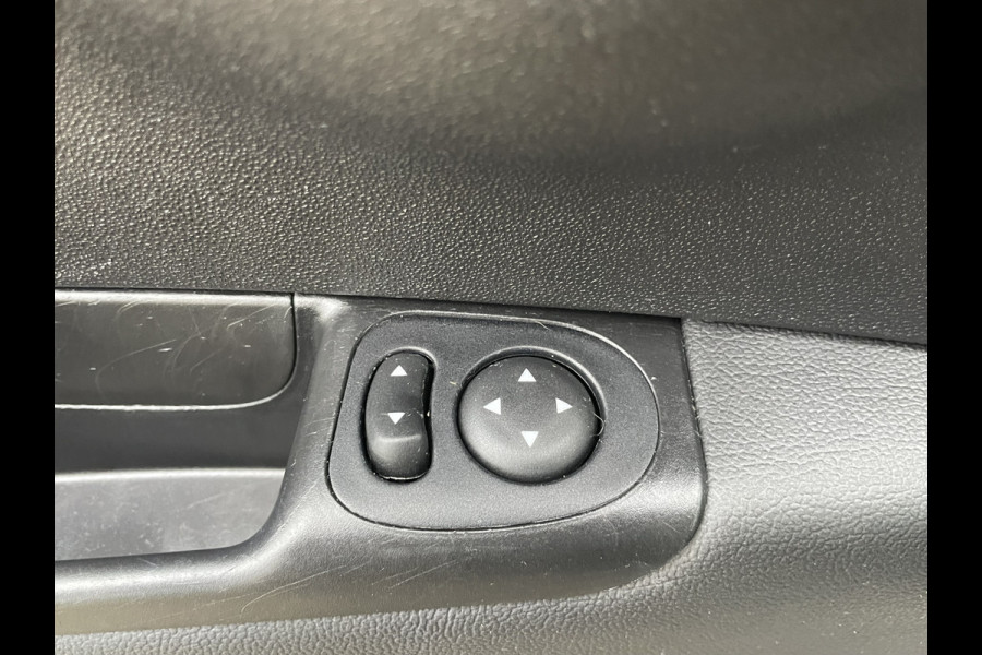 Fiat 500 TwinAir Turbo Sport 105 PK | Lederen bekleding | Navigatie Verde Military