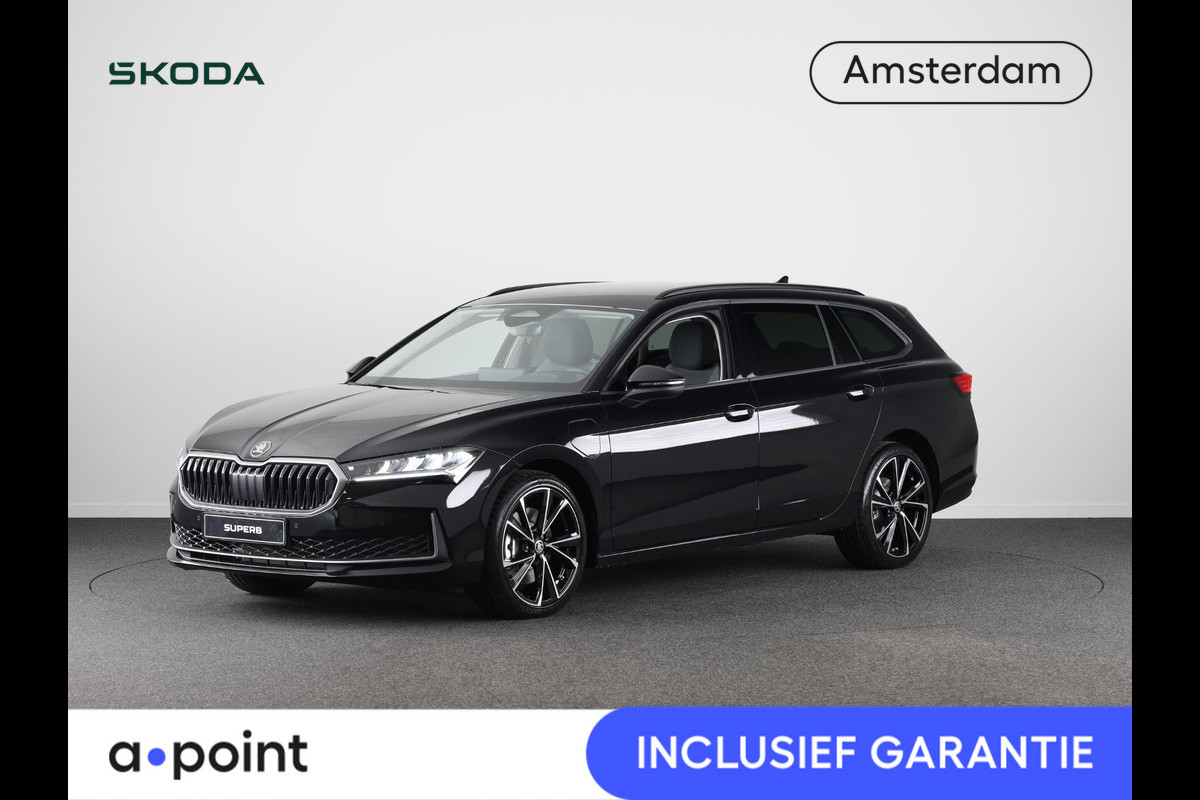 Škoda Superb Combi Business Edition 1.5 TSI PHEV 204pk | 19 inch | Elek. + massagestoelen | Stoelverwarming | Adaptive Cruise | Blind Spot | Navigatie | Camera |