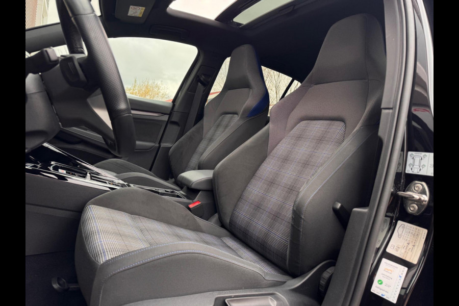 Volkswagen Golf 1.4 eHybrid GTE Pano/Matrix/HuD/Camera