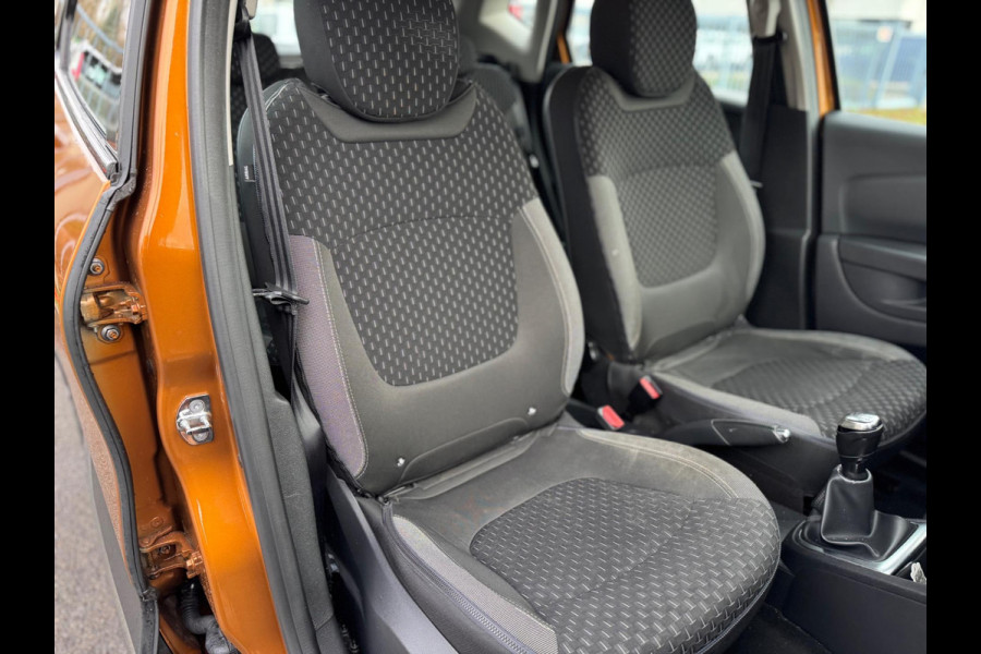 Renault Captur 0.9 TCe Dynamique Led facelift Navigatie PDC Cruise control