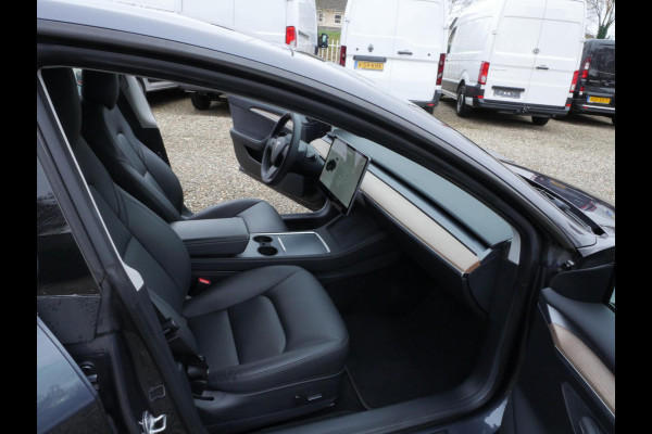 Tesla Model 3 Long Range, AWD, 75 kWh