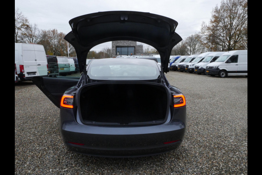 Tesla Model 3 Long Range, AWD, 75 kWh