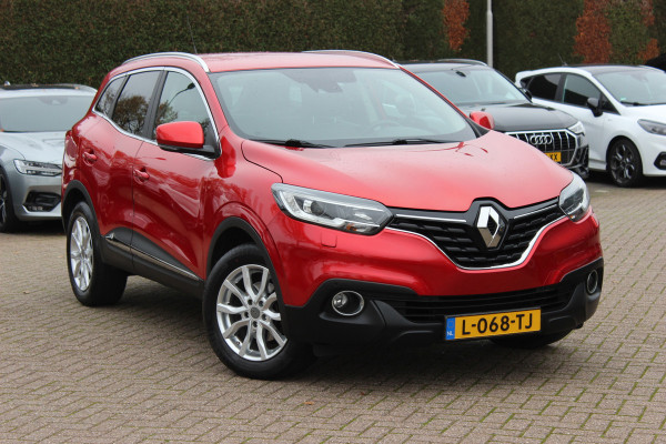 Renault Kadjar 1.2 TCe Intens / Trekhaak / Navigatie / Parkeerhulp V+A / Cruise Control / DAB / Keyless entry / 17'' / Stoelverwarming