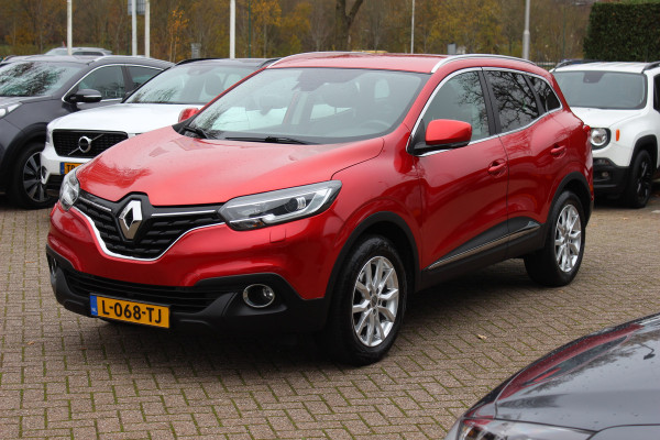Renault Kadjar 1.2 TCe Intens / Trekhaak / Navigatie / Parkeerhulp V+A / Cruise Control / DAB / Keyless entry / 17'' / Stoelverwarming