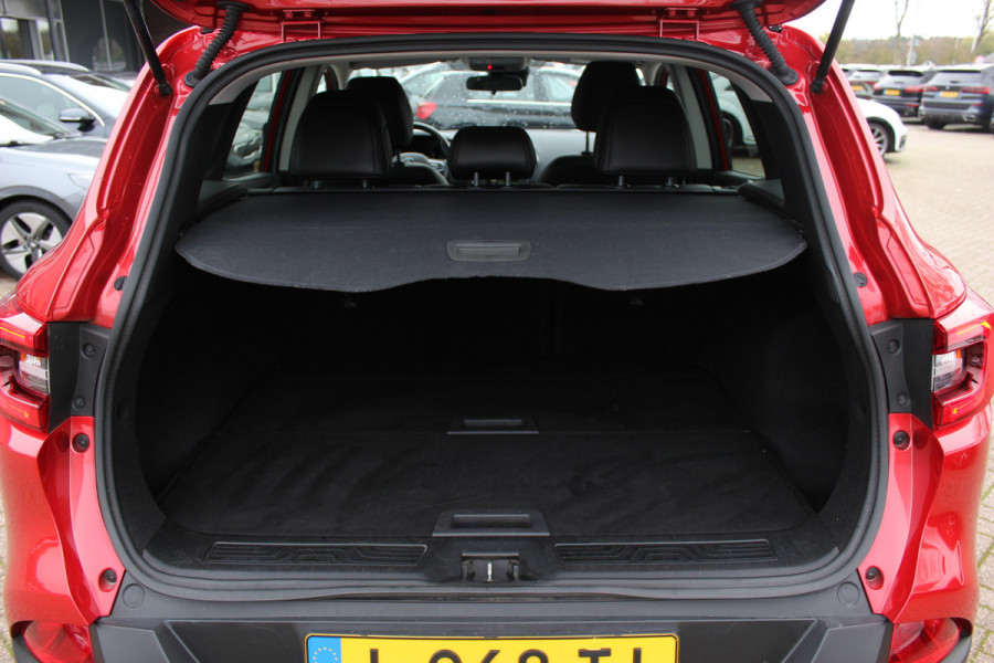Renault Kadjar 1.2 TCe Intens / Trekhaak / Navigatie / Parkeerhulp V+A / Cruise Control / DAB / Keyless entry / 17'' / Stoelverwarming