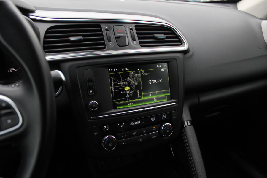 Renault Kadjar 1.2 TCe Intens / Trekhaak / Navigatie / Parkeerhulp V+A / Cruise Control / DAB / Keyless entry / 17'' / Stoelverwarming