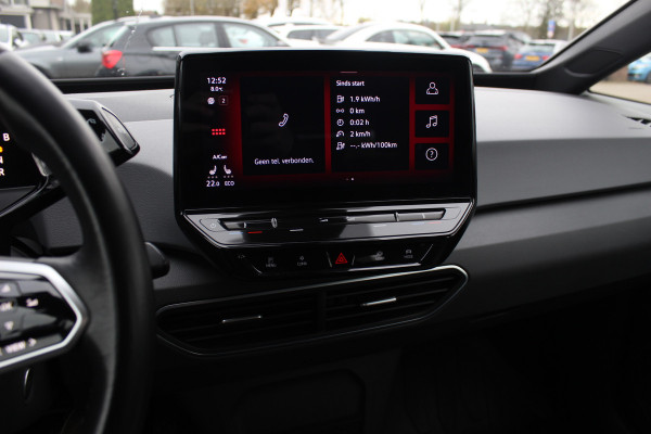 Volkswagen ID.3 Pure 45 kWh / SoH 92.6% / CarPlay / Parkeerhulp V+A / 18'' / Stuur+Stoelverwarming / DAB / ACC / Warmtepomp